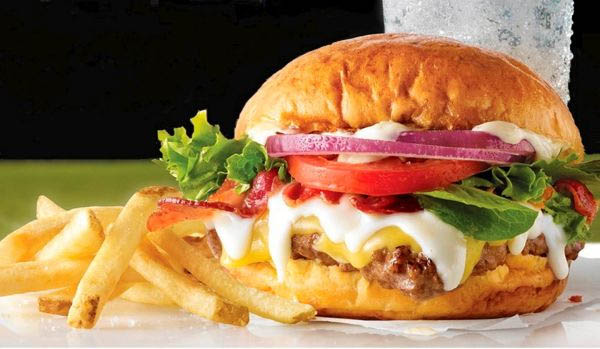 Wendy’s Offers Gouda Bacon Cheeseburger and Fondue Fries